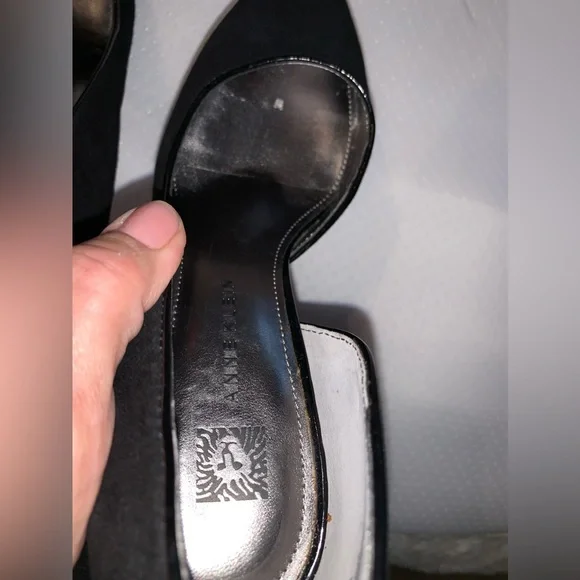 AK Anne Klein Size 6 M Black Genuine Suede Leather Pump - Picture 5 of 16